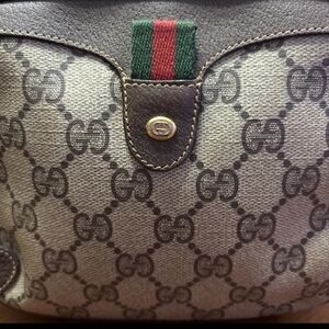 AUTHENTIC VINTAGE Gucci Beige and Brown Monogram Bag